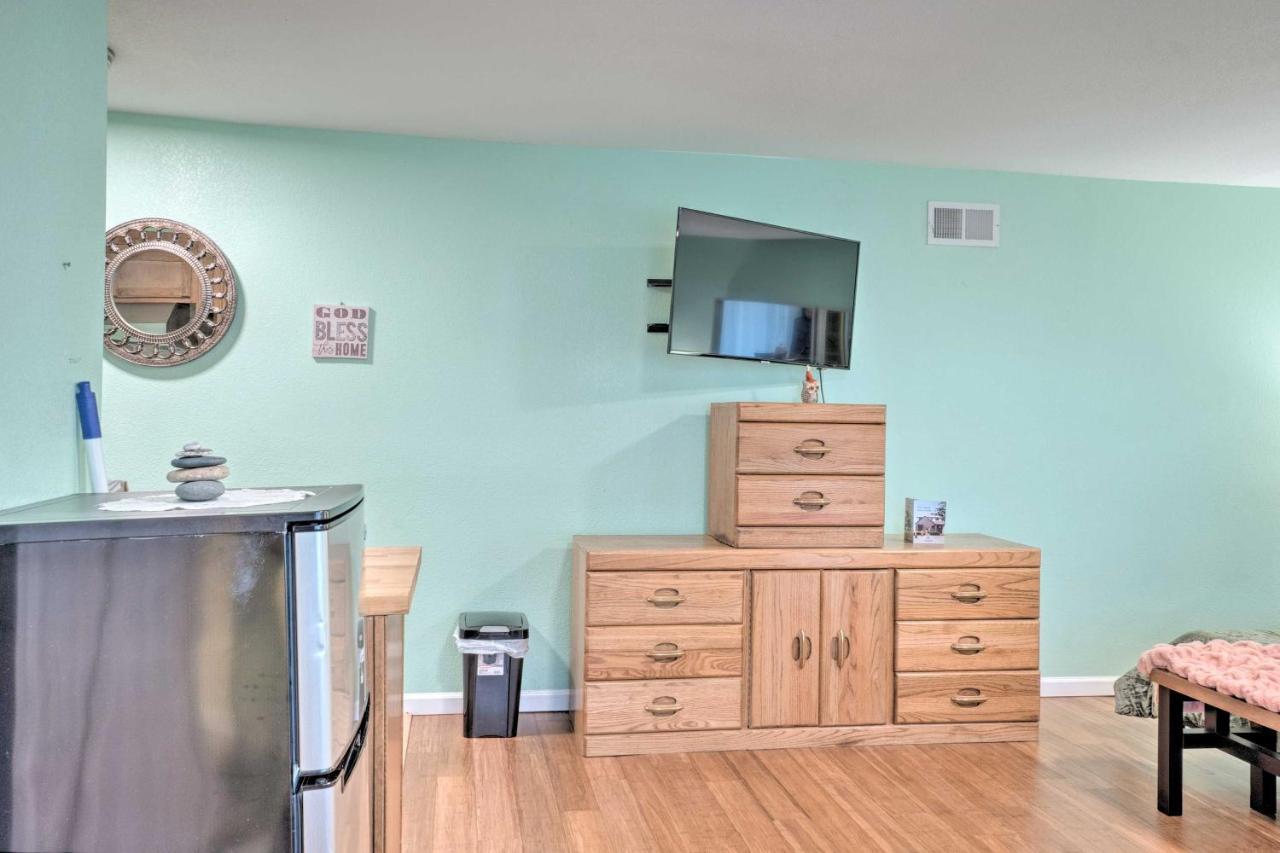Soothing Studio With Lush Views 2 Mi To Beach! Smith River Luaran gambar