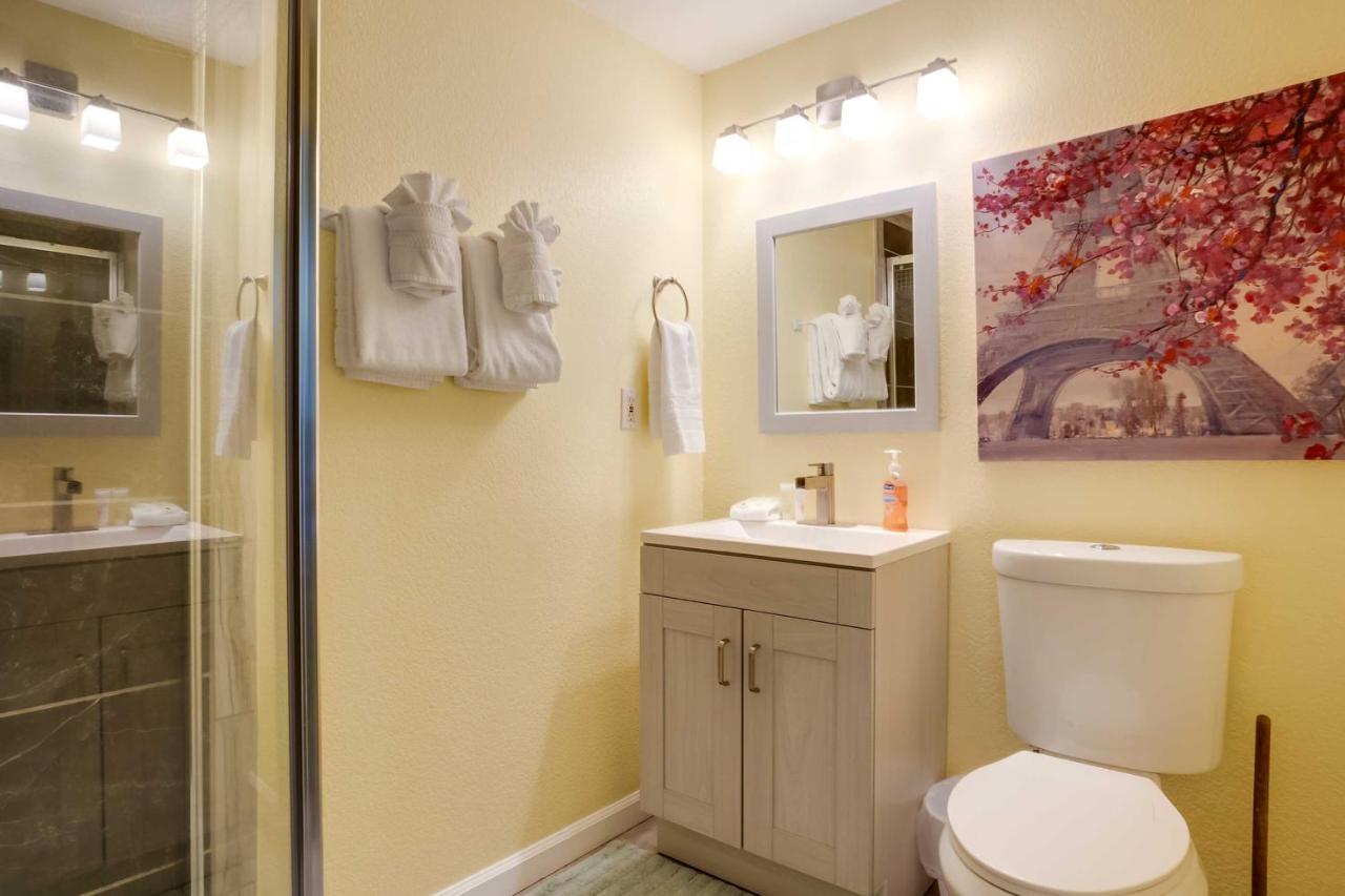 Soothing Studio With Lush Views 2 Mi To Beach! Smith River Luaran gambar