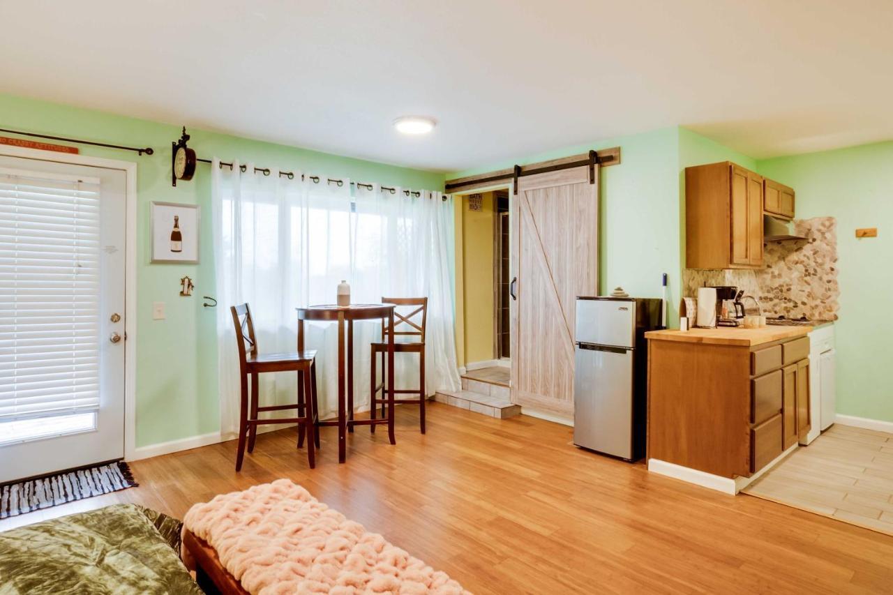 Soothing Studio With Lush Views 2 Mi To Beach! Smith River Luaran gambar