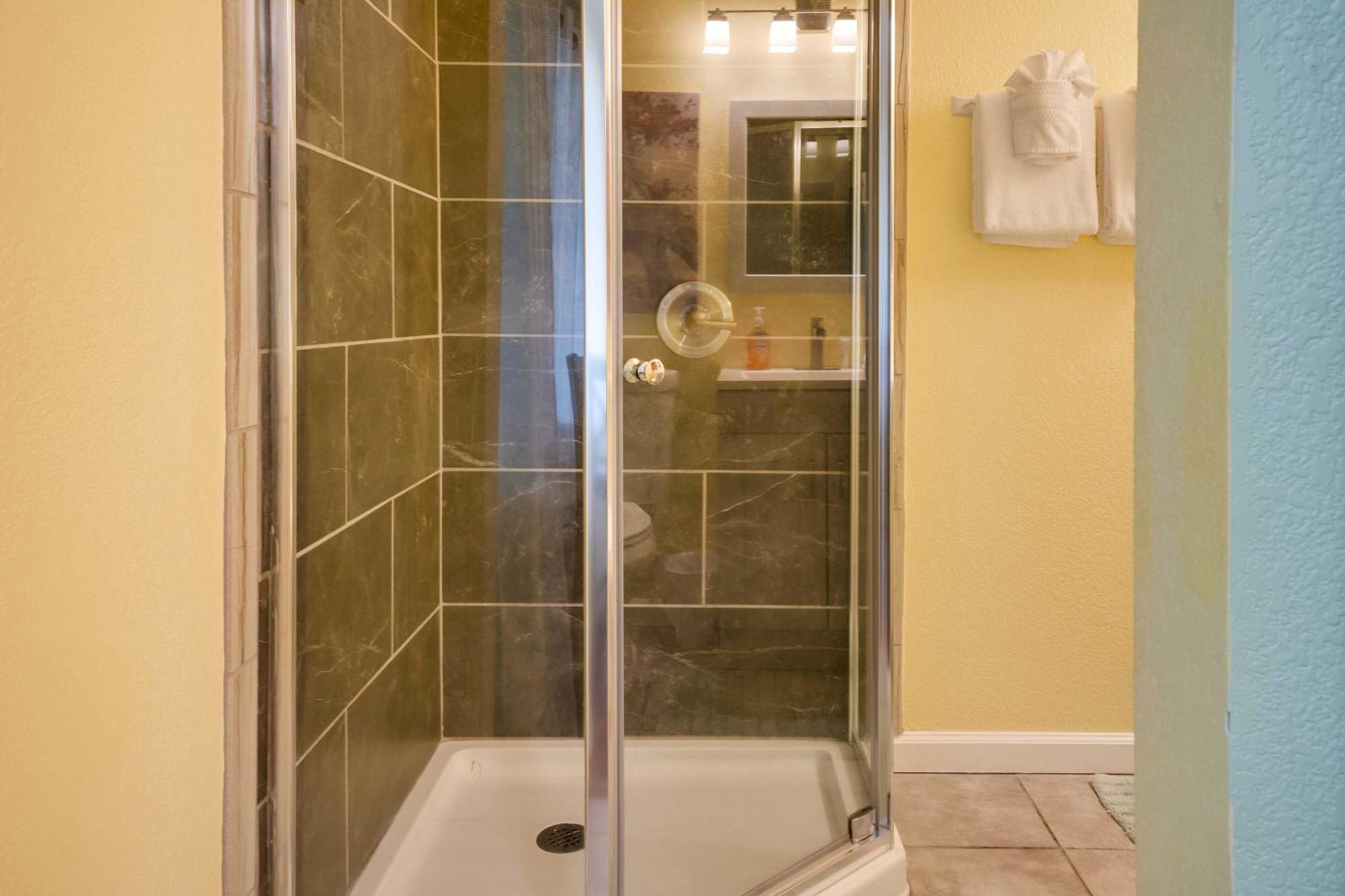 Soothing Studio With Lush Views 2 Mi To Beach! Smith River Luaran gambar